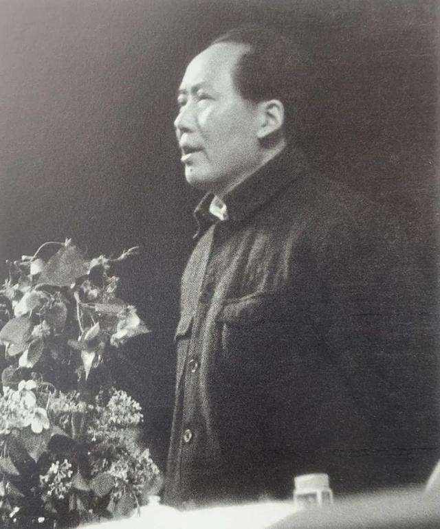 毛主席有多伟大？看西方政要眼中的毛主席