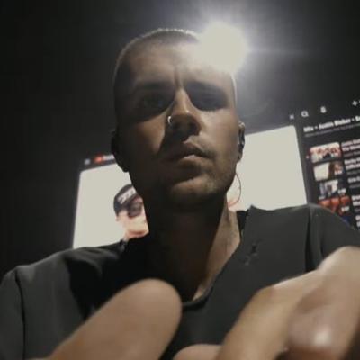 下水道男孩：Justin Bieber在