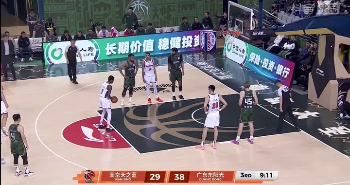 广东87:71复仇南京，焦泊乔14+10，胡明轩状态复苏，郭昊文高效！