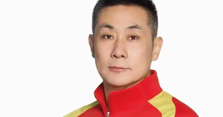 天津女排新赛季定妆照出炉 李盈莹1号 陈博雅11号 姚迪16号球衣保留