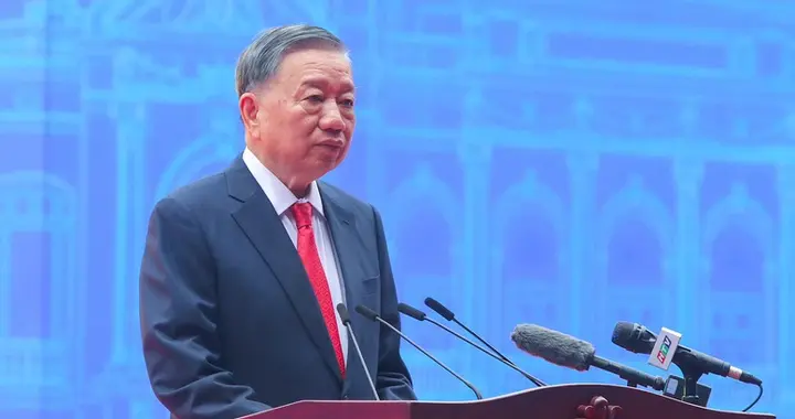 越南领导人的命令不容讨价还价，高官无奈之下说出了实话
