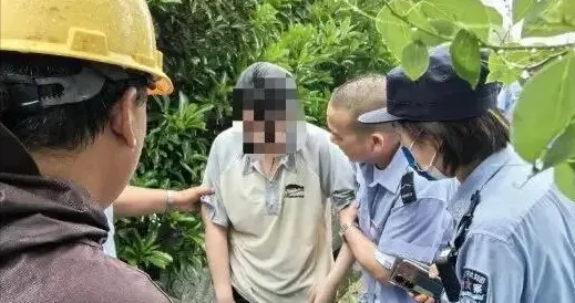 爸爸不接电话妈妈不让回家，17岁女孩跳桥，多名好心人拼死相救