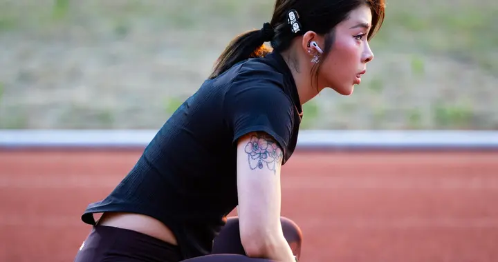 吴艳妮从热身到正式比赛美拍，也太努力了