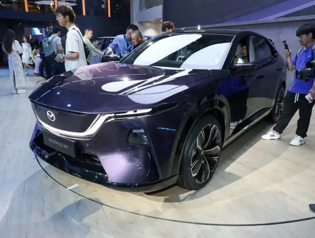 马自达EZ-60惊艳登场，48小时破万订单彰显非凡魅力