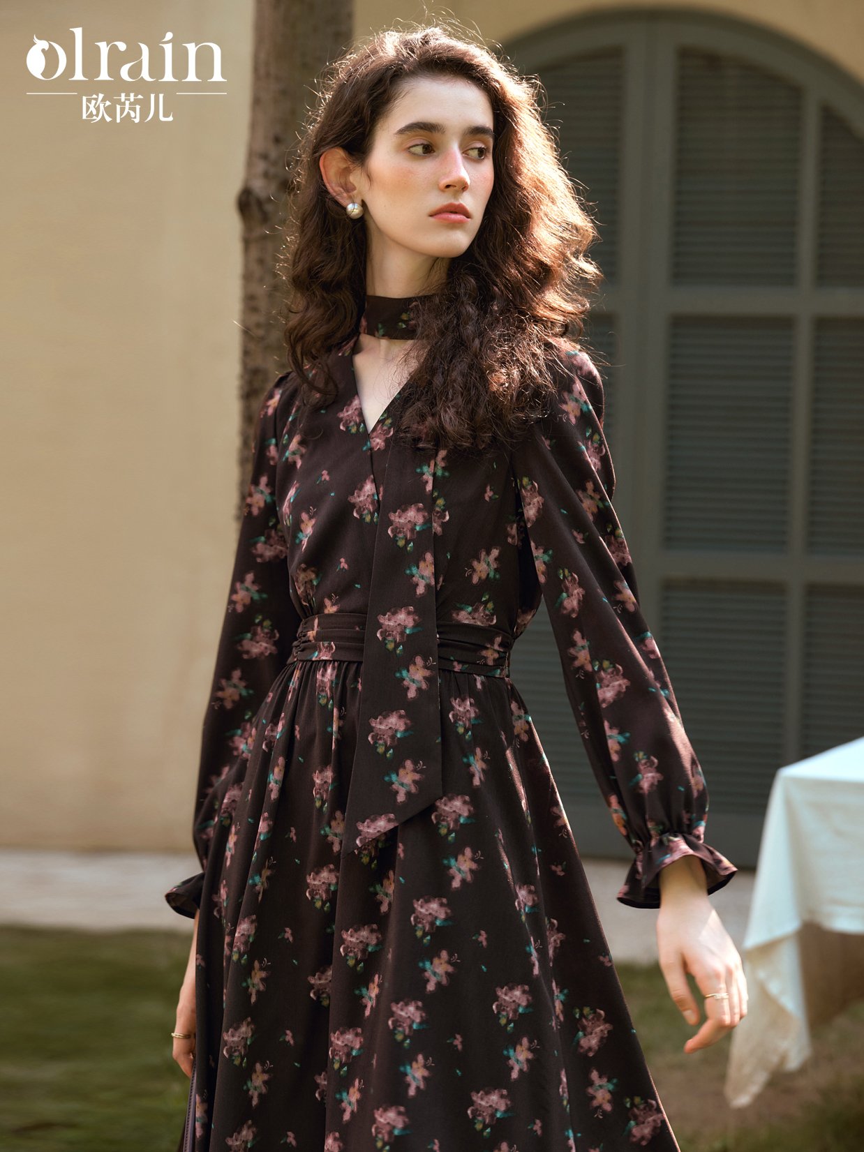 低调优雅绽放！法式浪漫玫瑰连衣裙