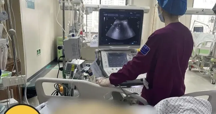 八旬夫妻楼道养鸡，感染“鹦鹉热”双双进ICU