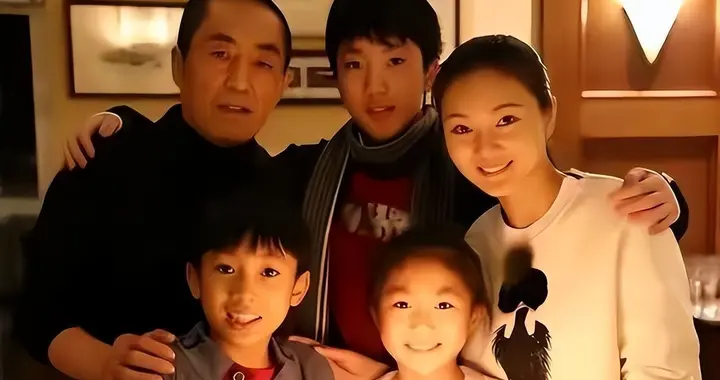 张艺谋也没想到，他与陈婷22岁的儿子，如今开始给他争光了