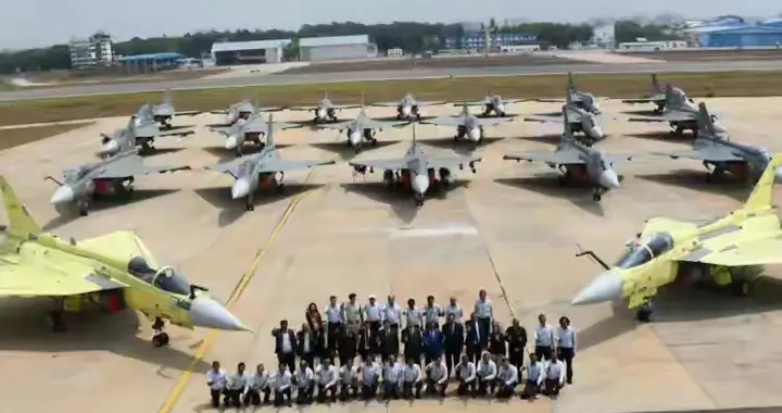 还是没装发动机？印度斯坦航空开启大批量出厂光辉战机！