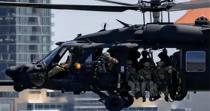 美航母上阵也没用！委军准备“营救马杜罗”，俄战机千里驰援