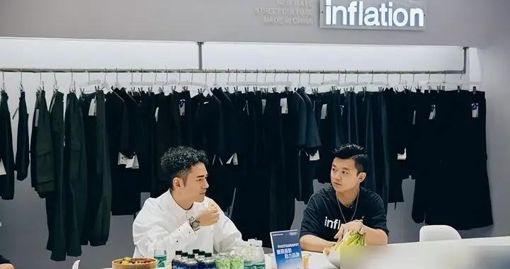 90后“厂一代”做明星潮牌，年销过亿，卖到男装类目第一