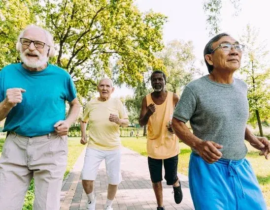 运动不是万能药？主任查房告诉你咋回事！50岁后就不要碰4种运动