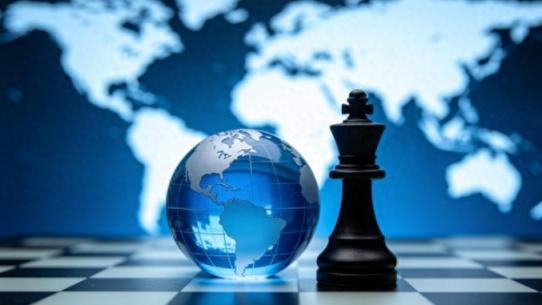 颜冬升记：全世界这么多国家眼睁睁看着美国