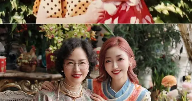 这是我见过最会穿的外婆：发卷而不乱、衣花而不俗，美得优雅高级
