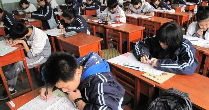 初三家长别被区模带沟里！这才是当下中考升学的核心焦点！