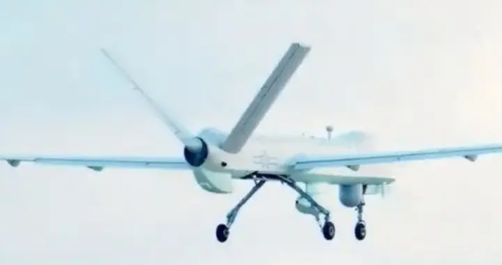 解放军无人机俯瞰台湾省 彰显国家主权与强军底气