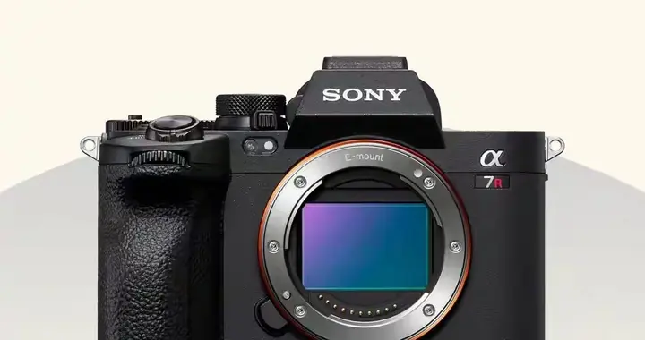 6700万像素+30张连拍！索尼A7R6曝光，这次要把短板全补上？