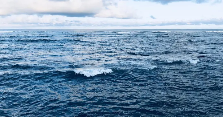 研究发现：地球正走向冰河时期，可天气为什么越来越热？