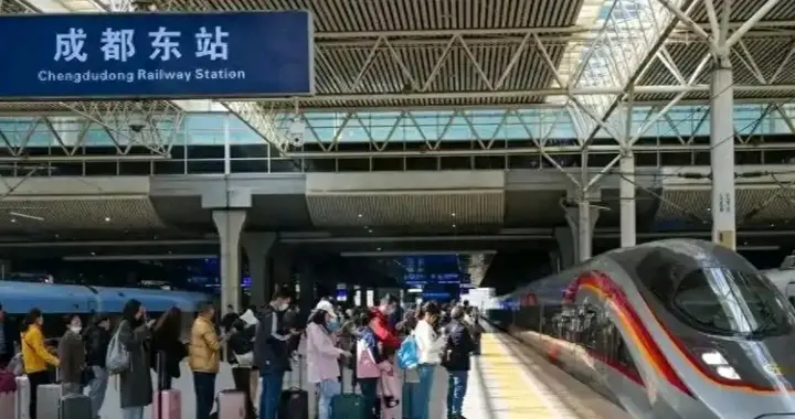 京广高铁车次号调整，揭秘京蓉标杆的前世今生