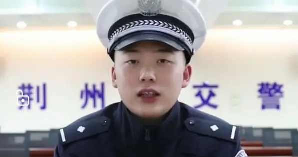 骑电动车C1驾照扣分了？交警：这3种车，C1碰了就是“准驾不符”