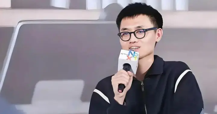 “出走”阿里两个月，林俊旸一出手就是20亿美金