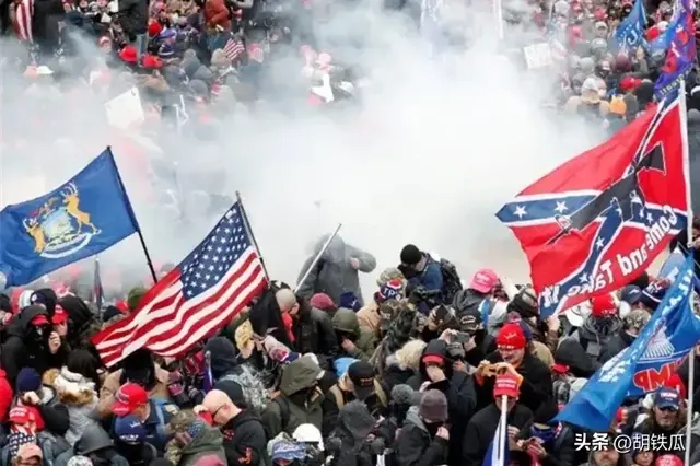 我的一句夸赞为什么会让两帮美国人大打出手？