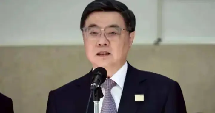 1.6万人投票结果出炉，卓荣泰这回尴尬了！郑丽文再次出招整合！