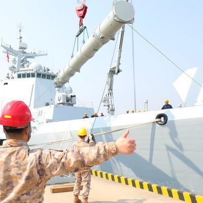 黑暗的左手：海军列装的052D最新改进批