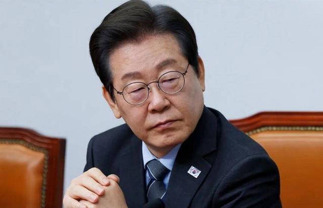 韩国爆发反华集会，李在明却不吭一声，中方直接一句话让韩方失算