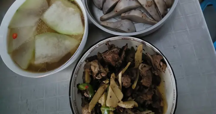 真正的富有是思维的富有，是心的富有，接受新事物