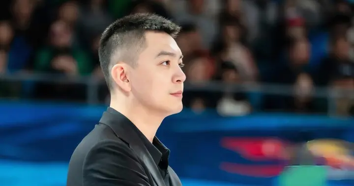 辽宁惜败不全是状态差，裁判偏哨+乌戈沉默，换杨鸣郭艾伦早炸了