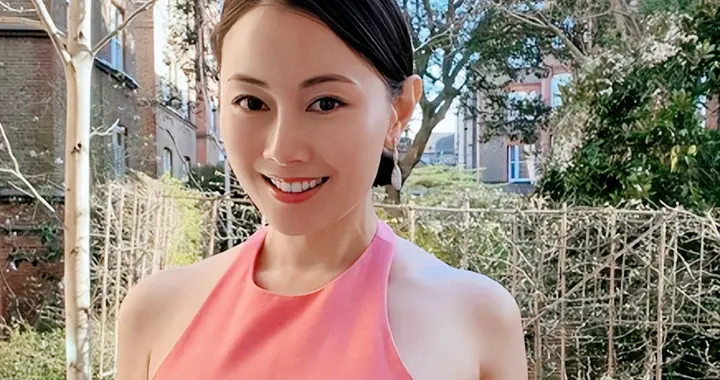 不惧外界非议大胆出镜，袁嘉敏找准出路，靠争议轻松赚取收入！