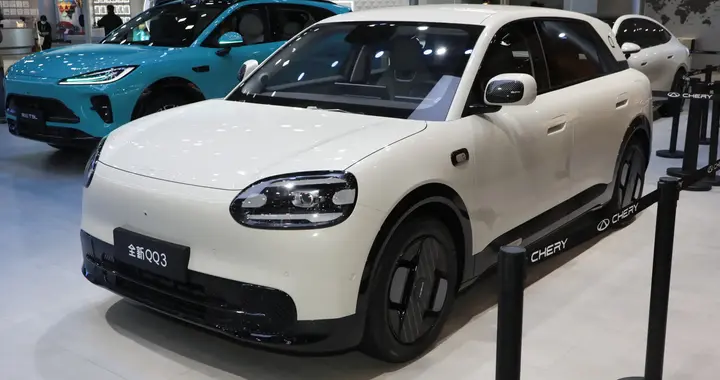 奇瑞全新QQ3 轴距2米7+8155芯片