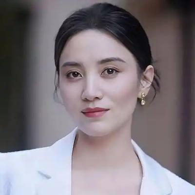 微凉娱乐：一次节目中，主持人问张嘉益