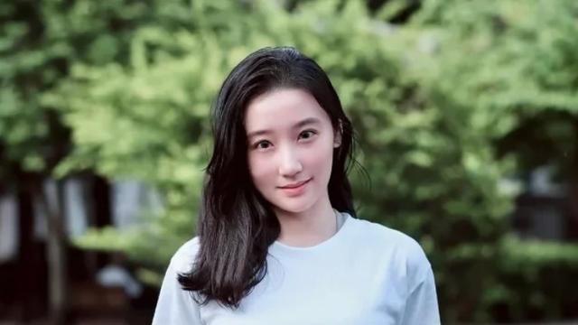 叙史馆：国民党主席郑丽文访陆，把30岁的