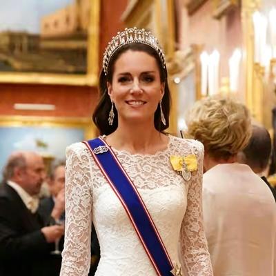 威尔士一家：我我哦Al给凯特王妃搭配了几