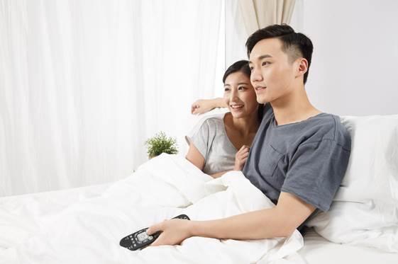 男友接受不了我有自闭症的妹妹，可以用爱感化吗？