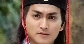 《白眉大侠》：高手对决时不合理的穿戴，你是否有过疑问