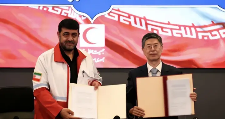 伊朗总统暗示当中国挡箭牌，白俄总统以正视听，值得伊朗再学10年