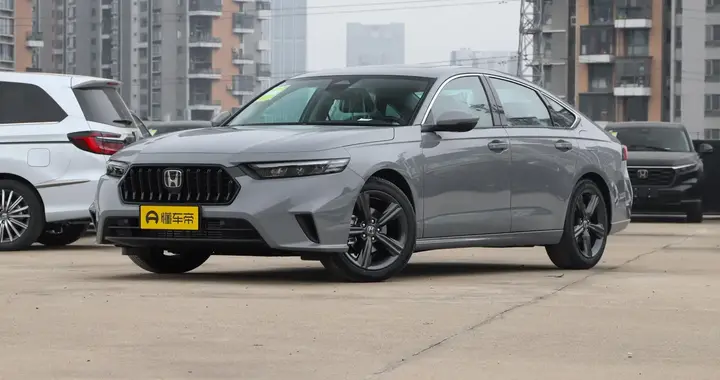 周末踏春，我有东风本田“英仕派”：二胎奶爸的“全能搭子”！