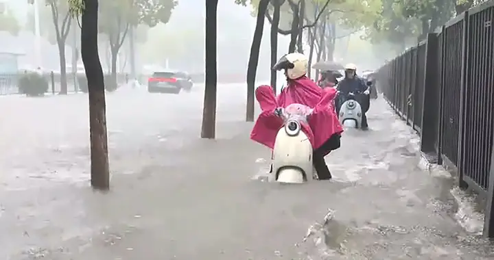 53.3毫米！无锡一小时雨量登顶全国，台风已走远，为何还下大雨？