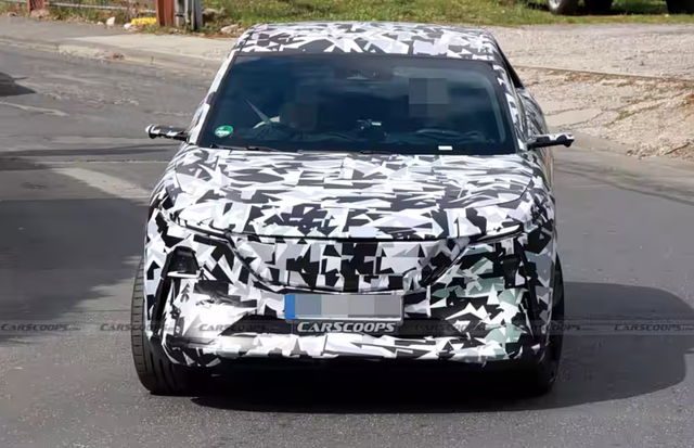 马自达CX-6e谍照曝光，基于长安平台打造，操控不输Model Y？