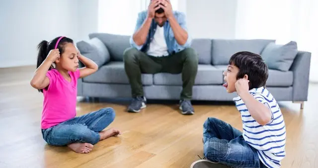 别在孩子面前吵架！你的争吵，会影响孩子一辈子