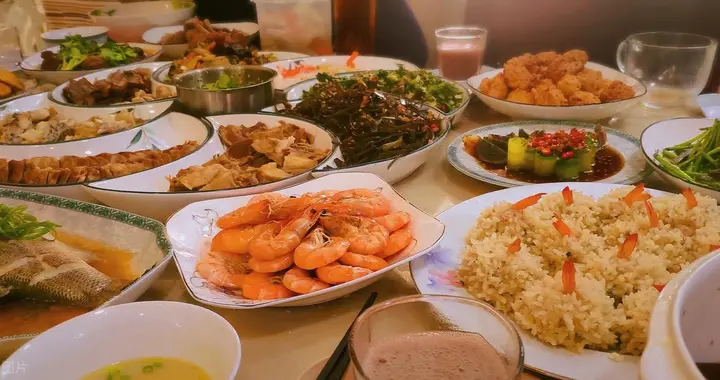 真相来了丨健康年味儿：少荤多素，春节饮食不踩雷