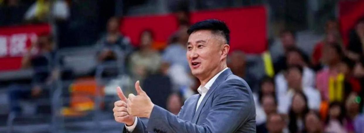 广东宏远重建遭遇重创！奎因合同悬而未决，全额保障条款成关键，反响两极化...