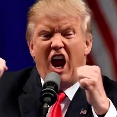 亓钦：一个世界笑话：特朗普刚说军舰通过海