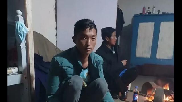 丙方立场：刚刷到个视频，娶媳妇，两个扁箩