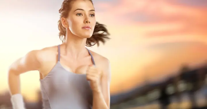 别再傻傻跑步了！医生推荐5种“降压运动”，每次几分钟就管用