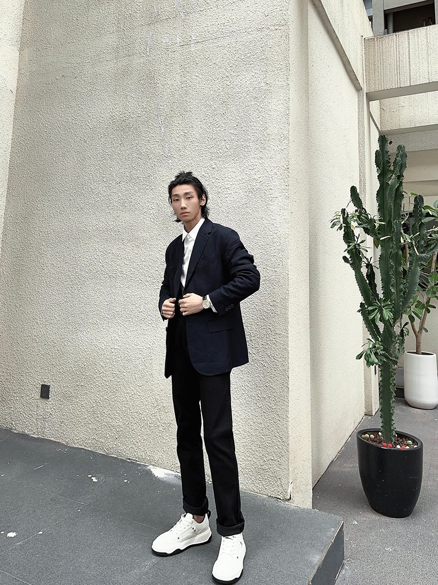 阿玛尼男士平驳领单排扣西装外套