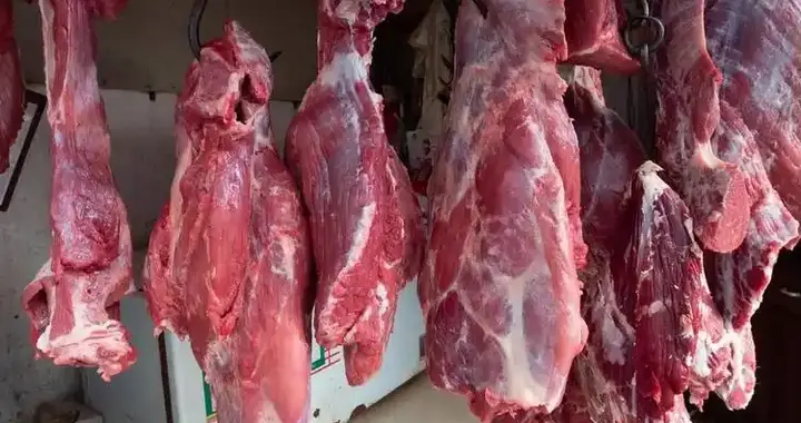 高血压一口牛肉不能碰？医生：不想血压飙升，这6物要管住嘴！