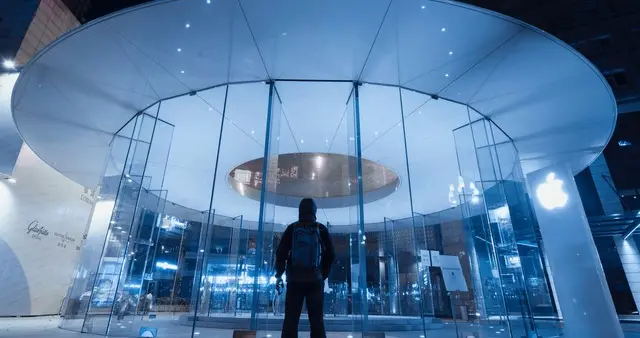 乔布斯：被误解的偏执狂，用一生重新定义什么叫“改变世界”